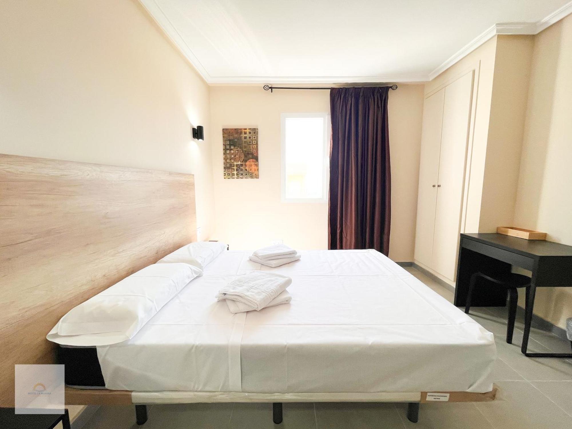 Hotel La Marina Elche La Mariña Dış mekan fotoğraf