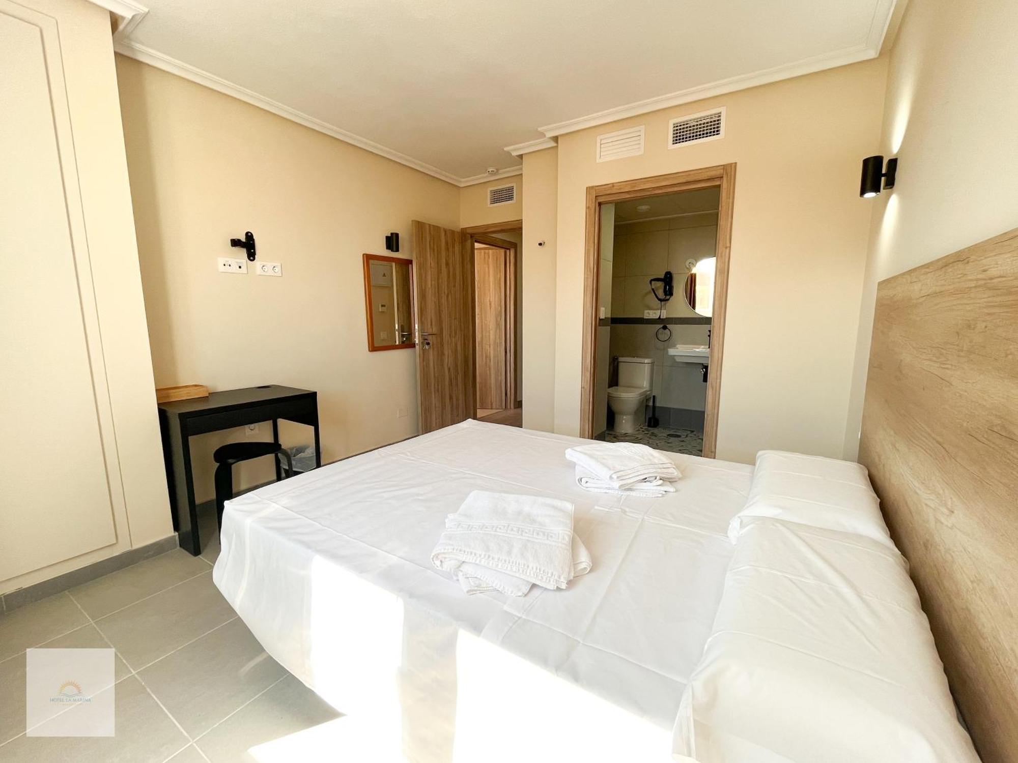 Hotel La Marina Elche La Mariña Dış mekan fotoğraf